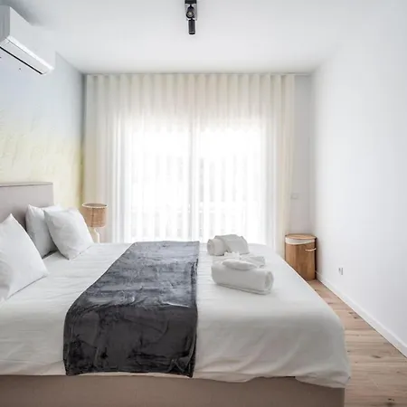 Apartamento Mosteiros Escape With Pool & Bbq By Lisbeyond Vidais